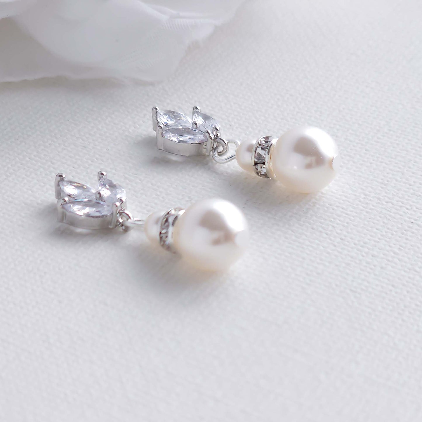 Wedding Pearl Necklace and Earrings Set- Carol