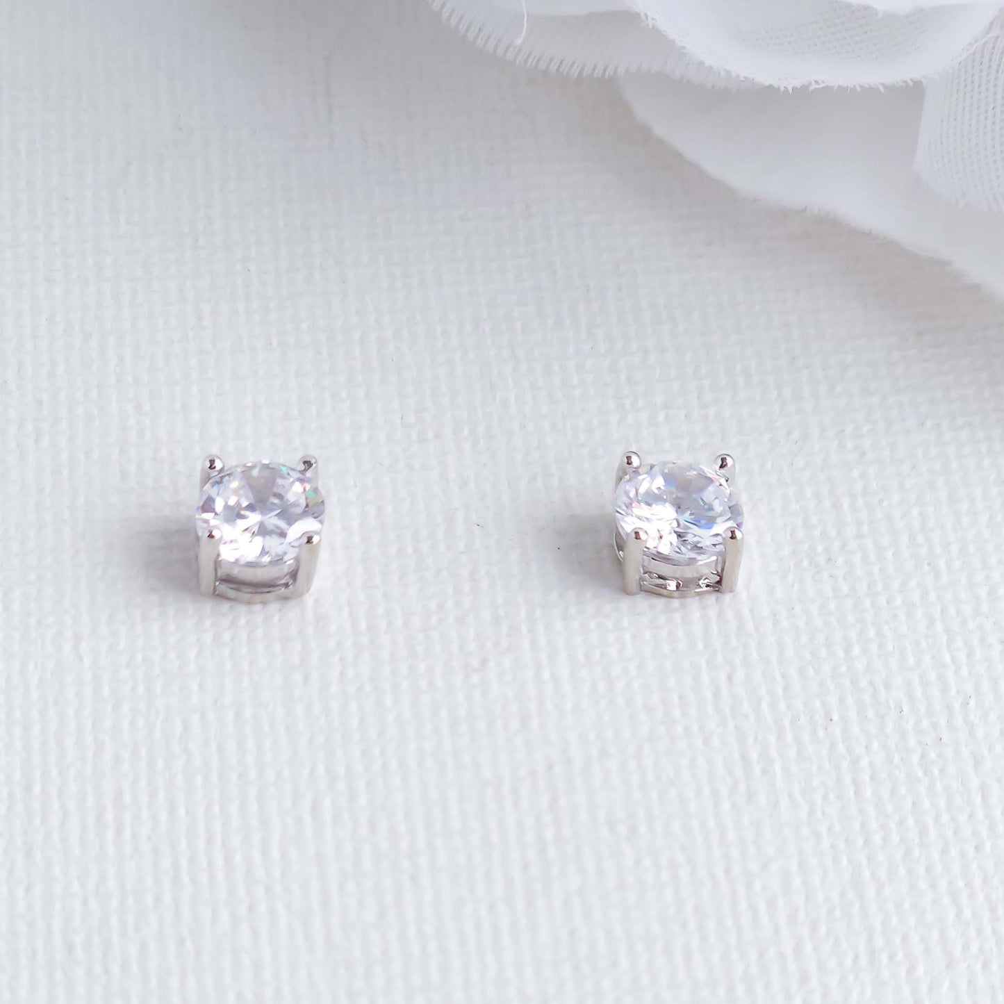 Simple Round CZ Stud Earrings-Liv