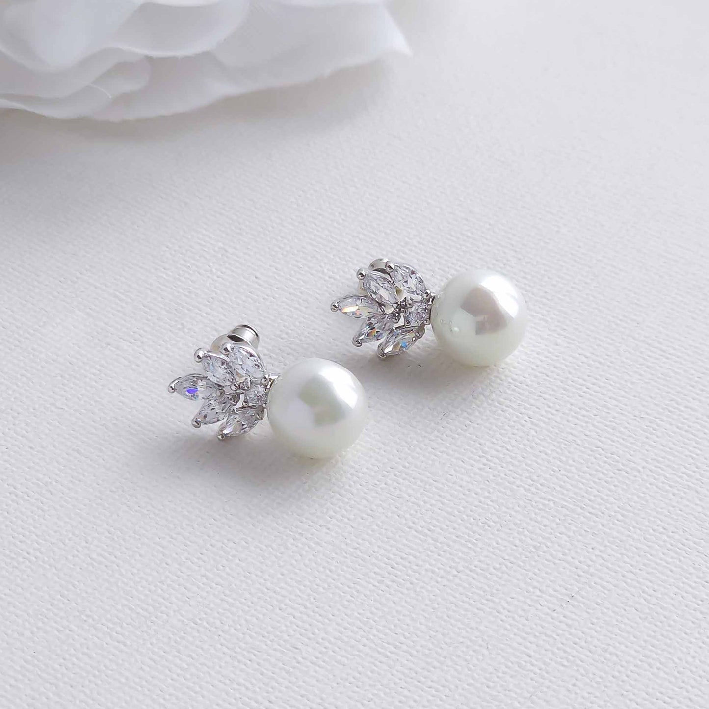 Pearl Stud Earrings-Scarlett