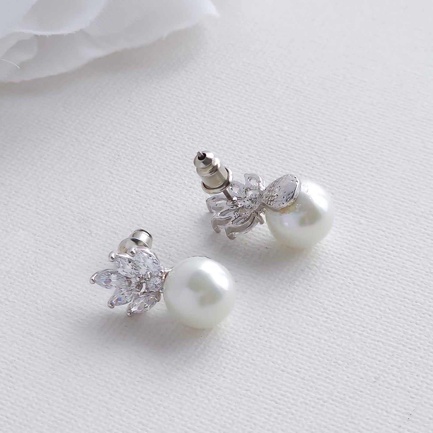 Pearl Stud Earrings-Scarlett