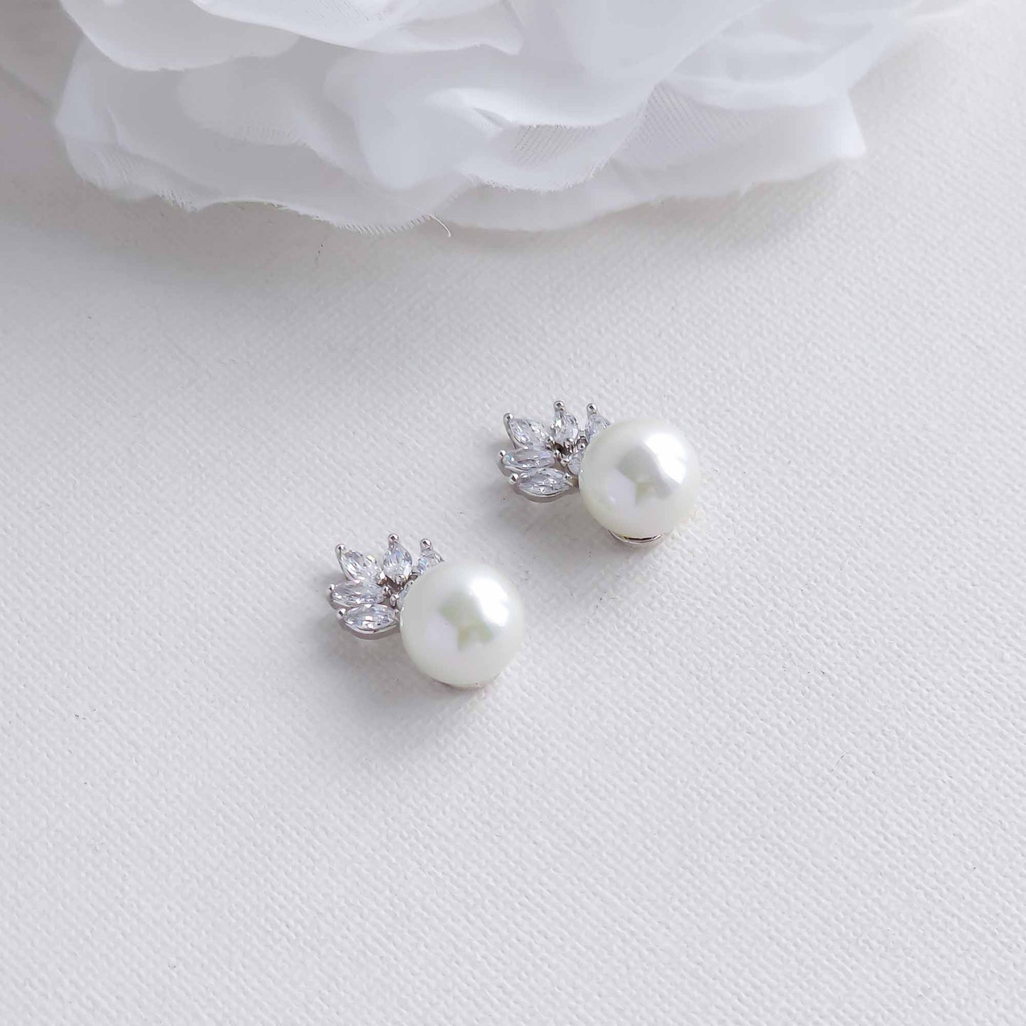 Pearl Stud Earrings-Scarlett