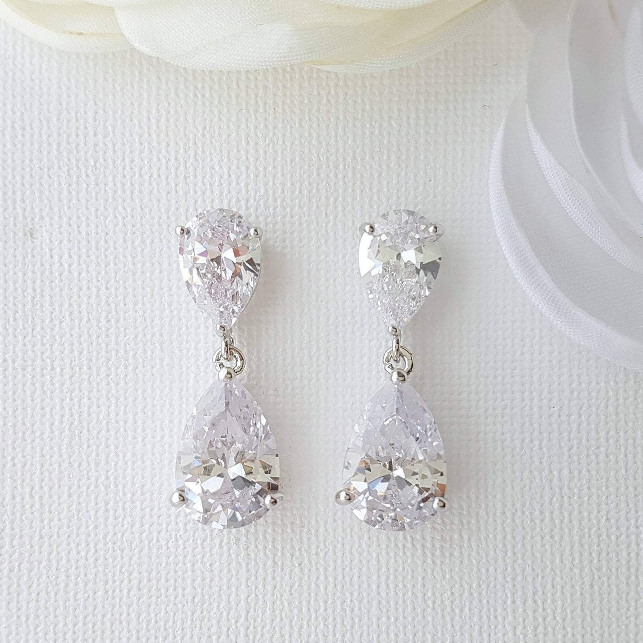 Wedding Jewelry Set with Swarovski Elements, Handmade jewelry set, store Crystal necklace earrings